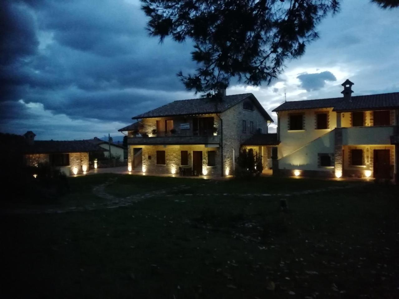 La Sorgente Del Subasio Apartments Assisi Ngoại thất bức ảnh